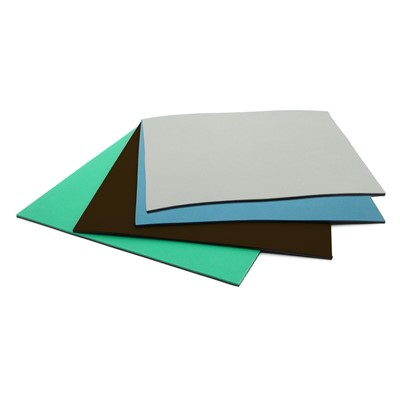 Botron B3225 - Dissipative 3 Layer Rubber Mat w/Hardware and Grounding - 5' x 2' x 0.12" - Green