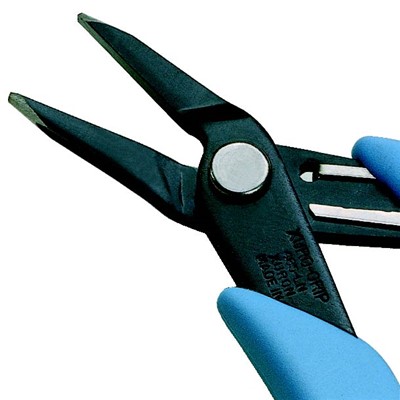 Xuron 485SAS - Serrated Xuro-Grip™ Long Nose Pliers w/Static Control Grips - Serrated - 5.51"